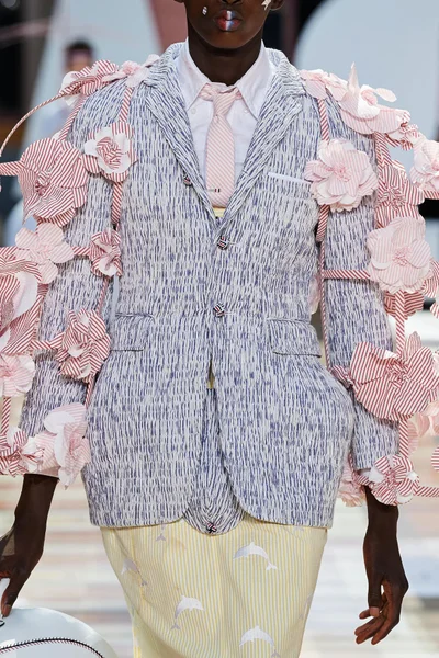 Look 57